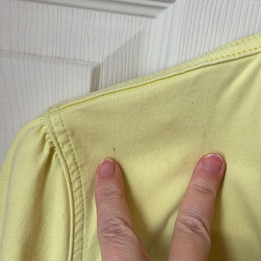 Chico's Light lemon neon Yellow stretchy Jean Jacket women’s size 8 GUC spring - Picture 6 of 9